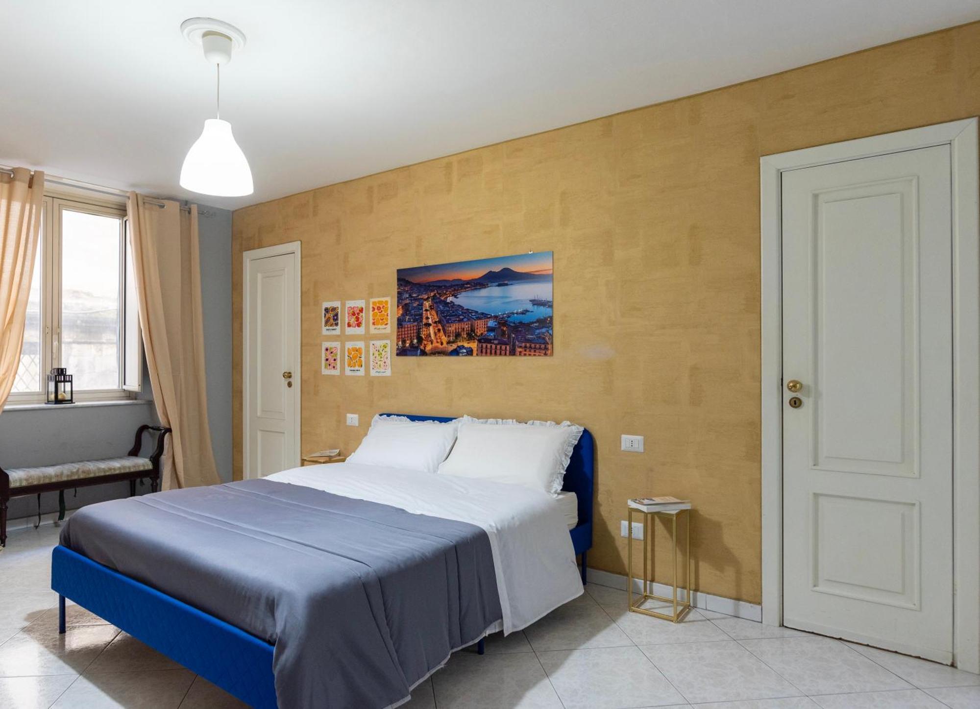 Napoli Centro, Dm Suites Esterno foto