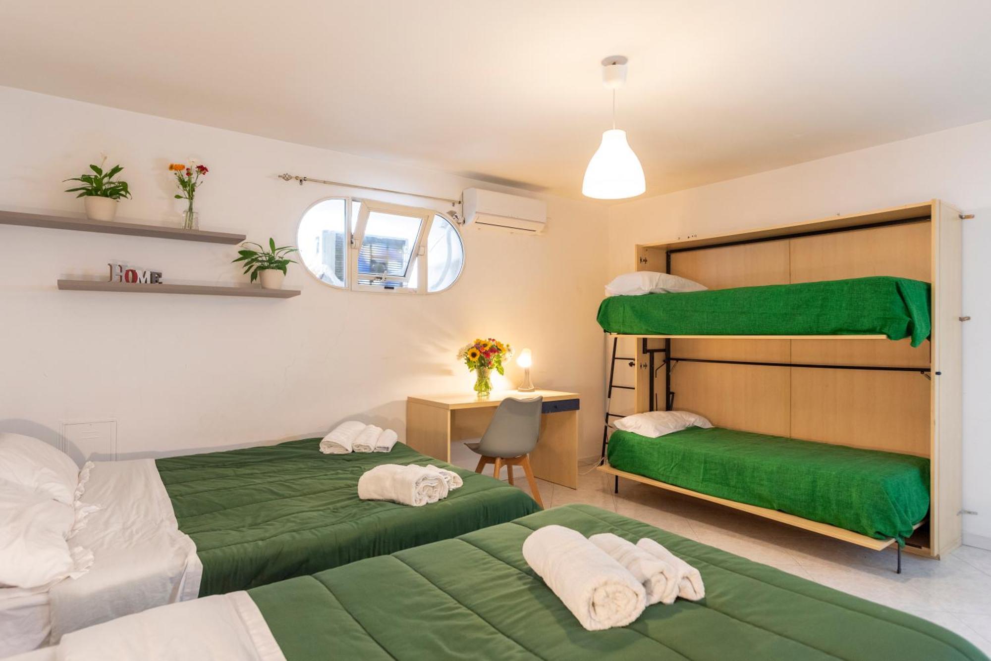 Napoli Centro, Dm Suites Esterno foto