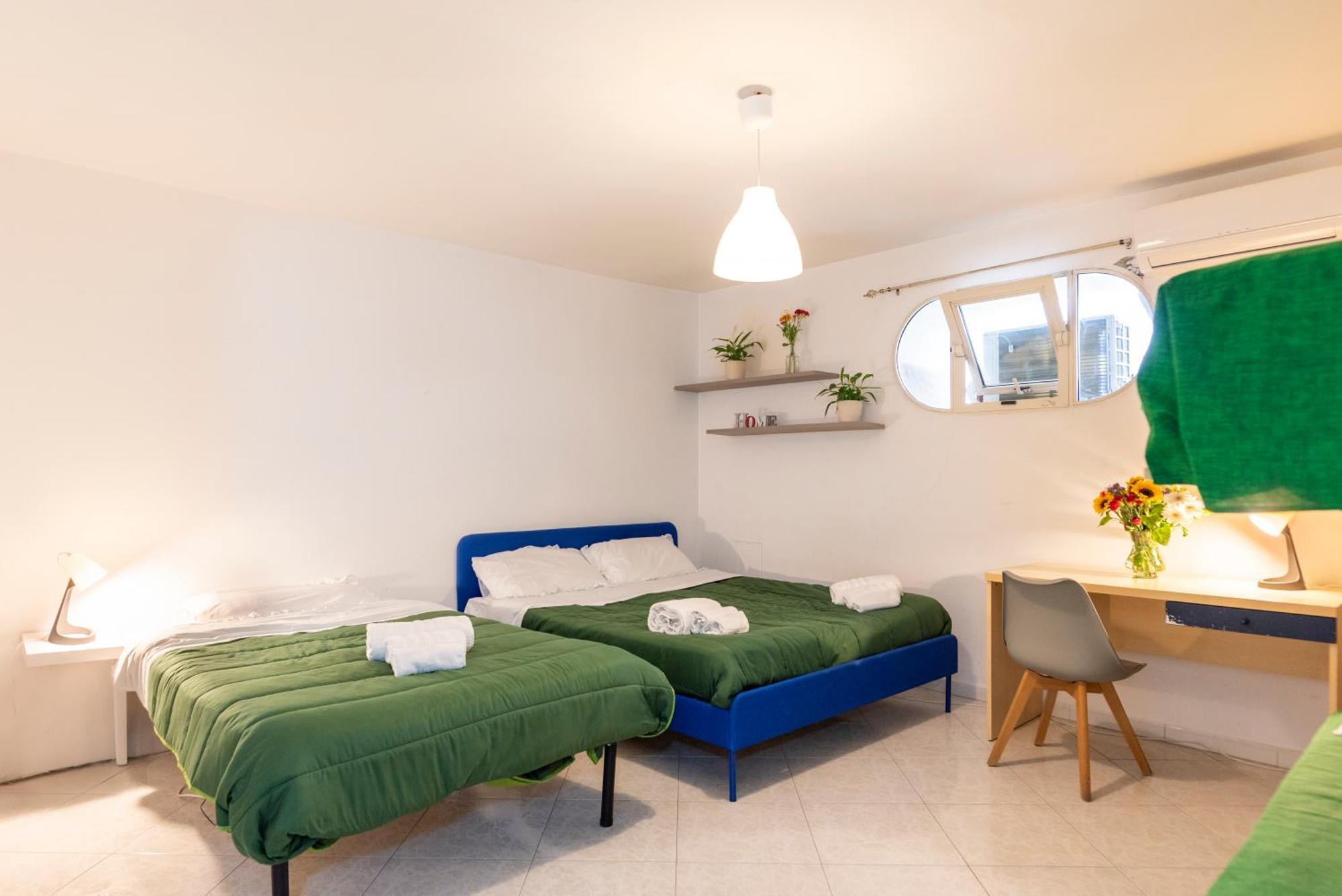 Napoli Centro, Dm Suites Esterno foto