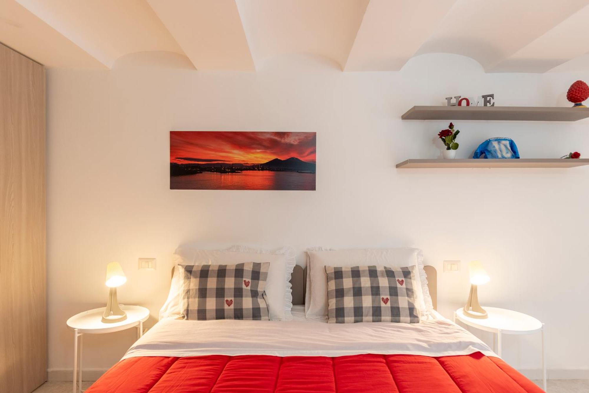 Napoli Centro, Dm Suites Esterno foto