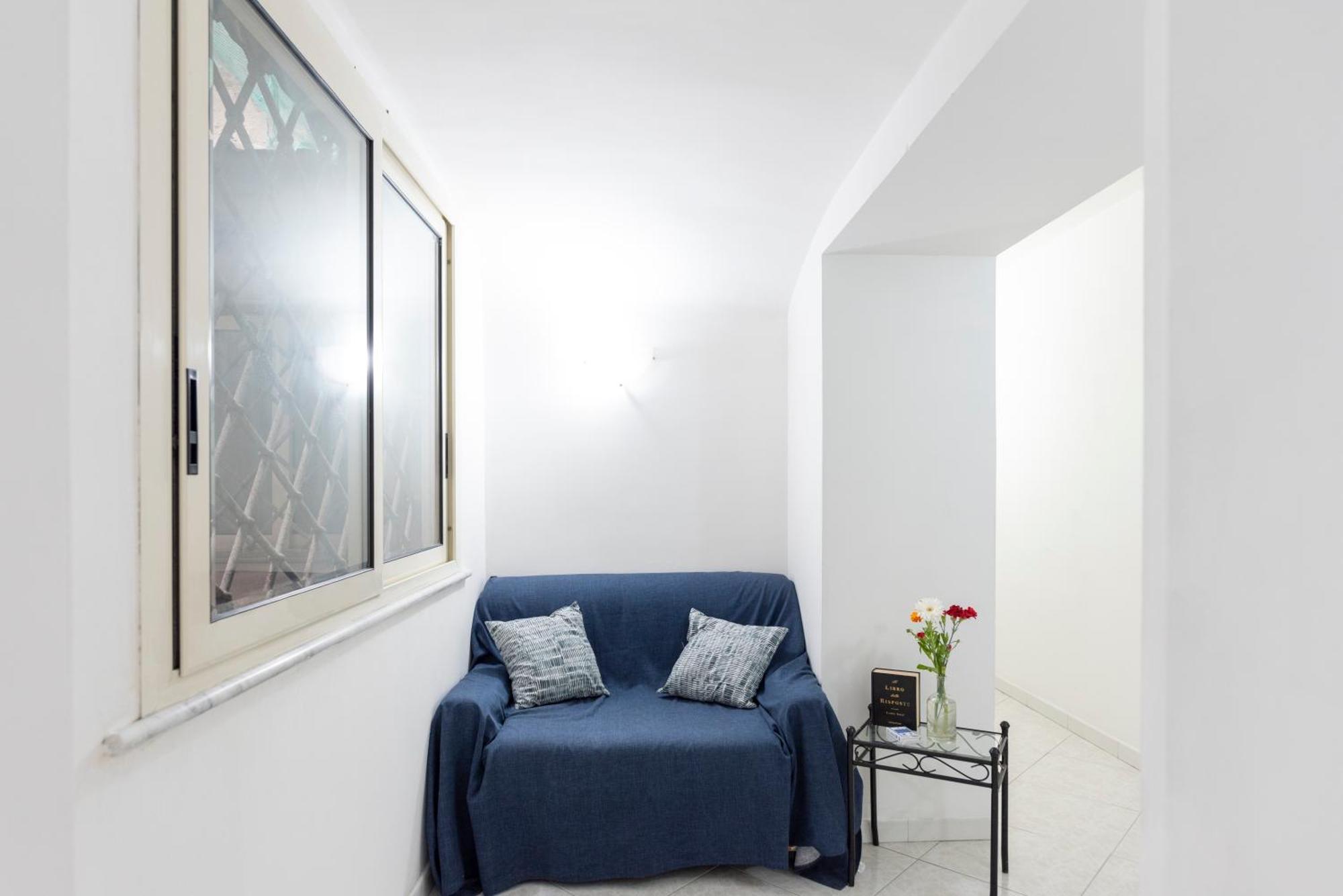 Napoli Centro, Dm Suites Esterno foto